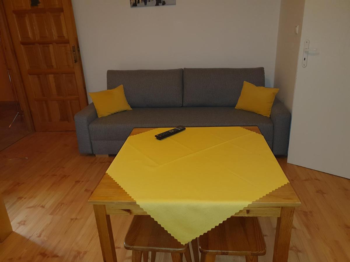 Zlty Dom Vrbov Apartamento Exterior foto