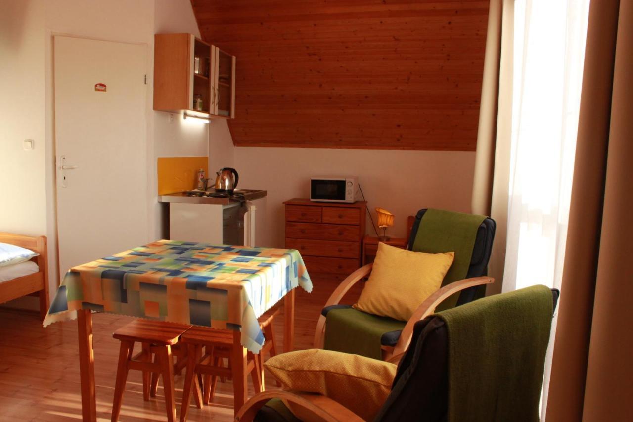 Zlty Dom Vrbov Apartamento Exterior foto