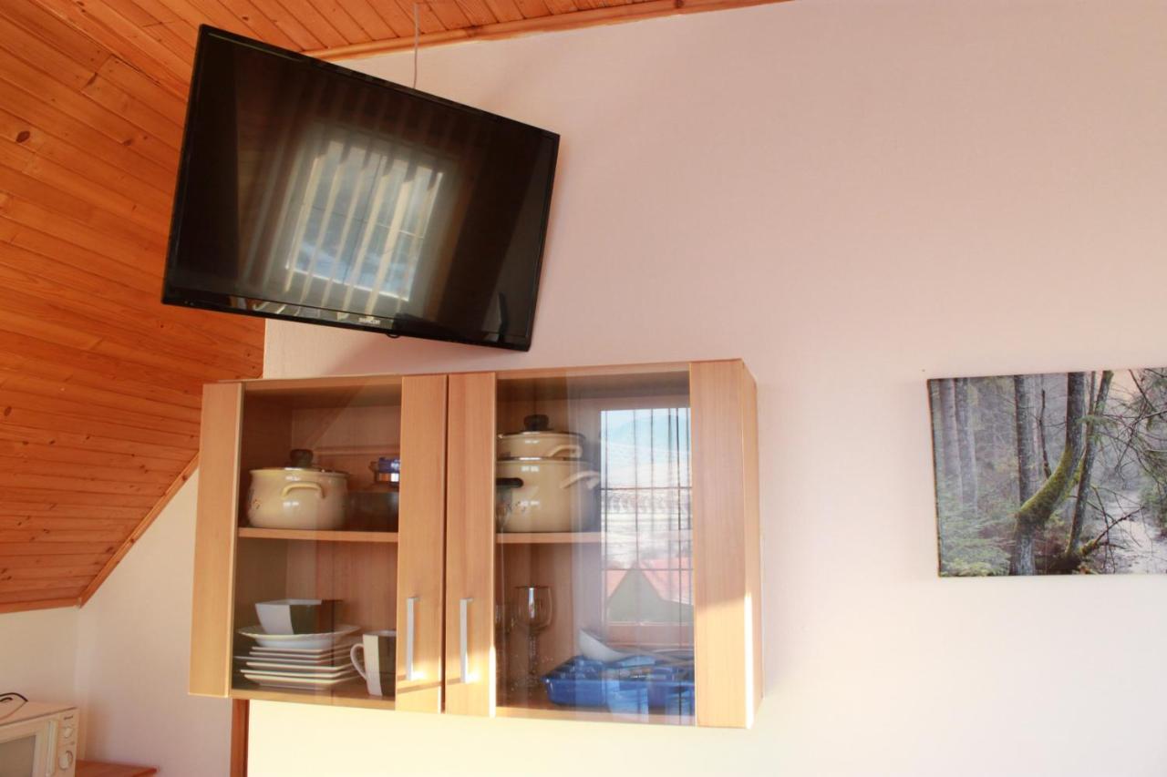 Zlty Dom Vrbov Apartamento Exterior foto
